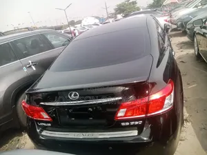 Lexus ES 350 2011 Black