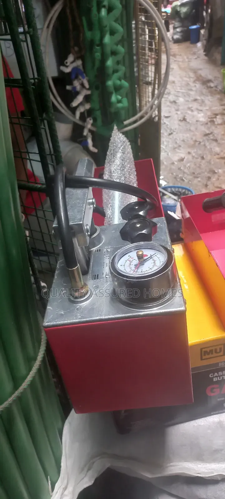 Pressure Testing Bucket