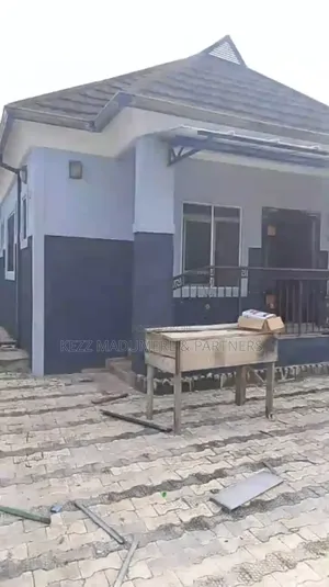 Furnished 3bdrm Bungalow in Gated Estate Nta for rent