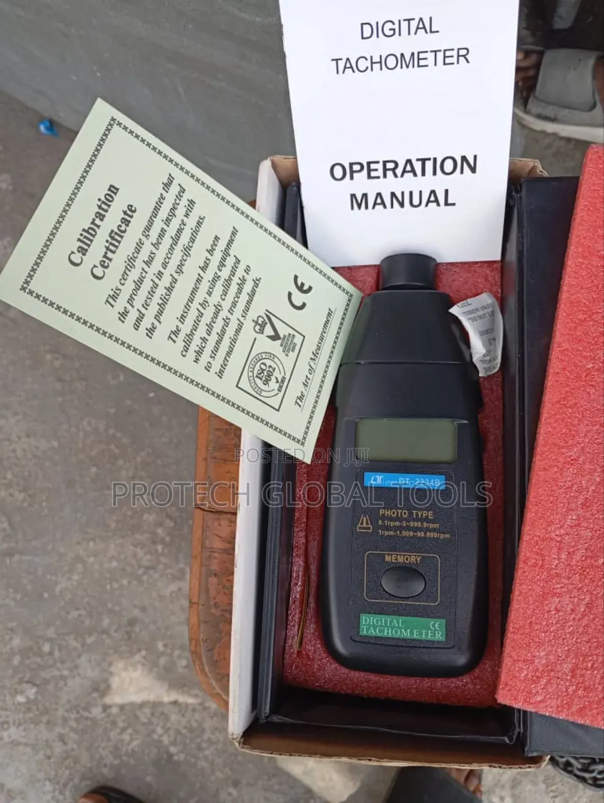 Digital Photo/Contact Tachometer