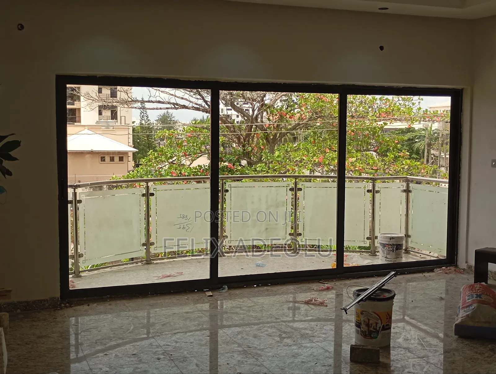 Sliding Doors