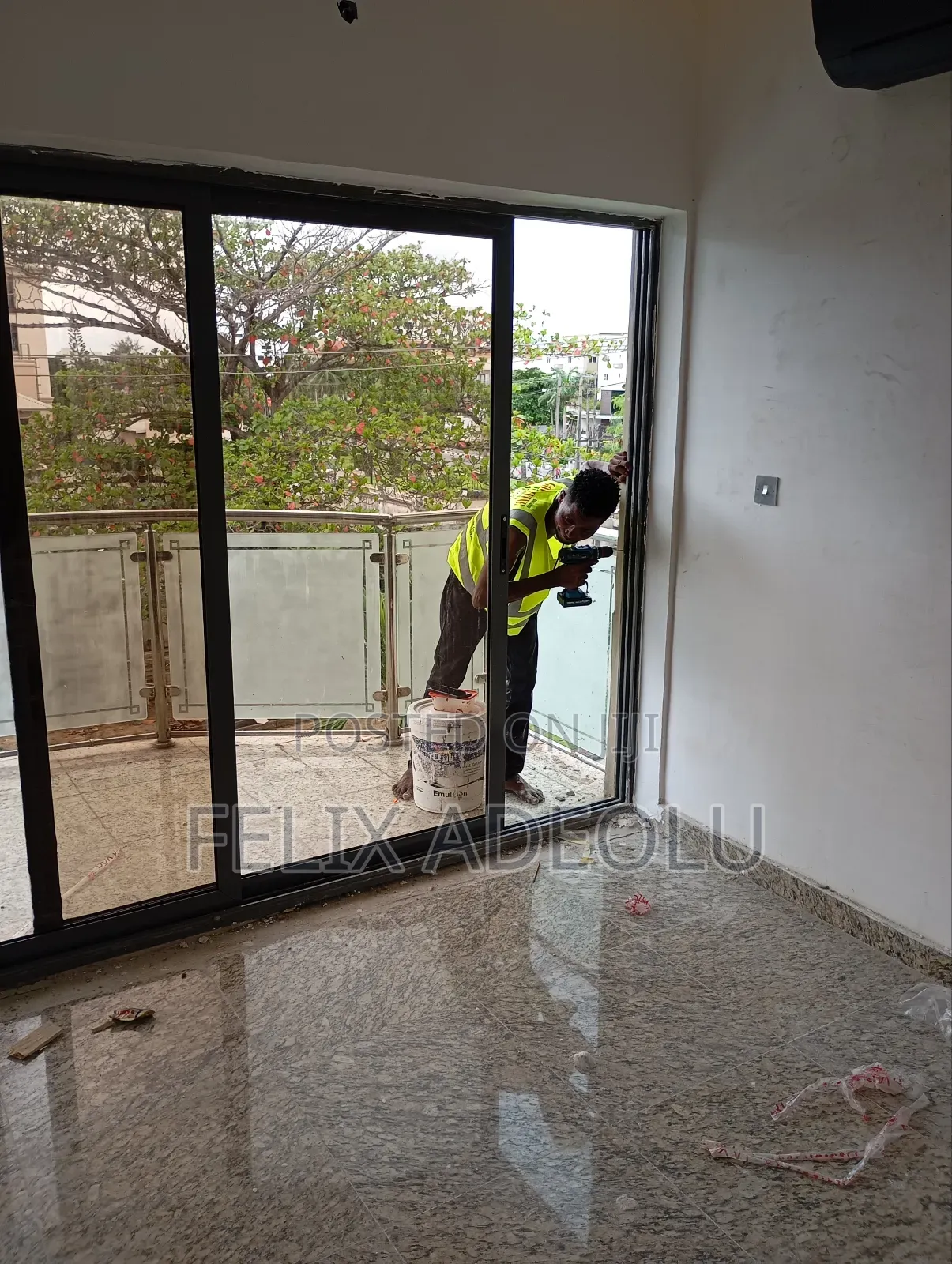 Sliding Doors