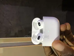 Airpod 3 Clean, Ready for a New Owner