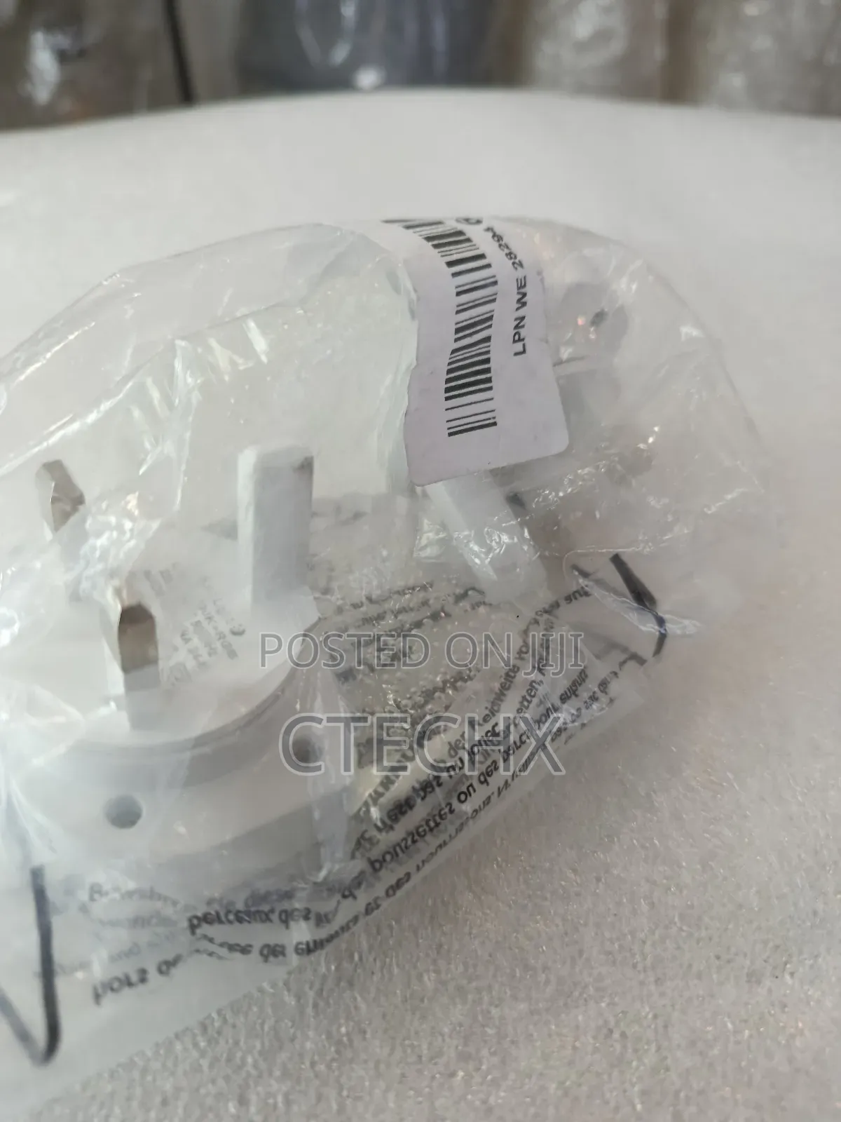 Night Light Plug in Wall With Dusk to Dawn Sensor 2 Pack