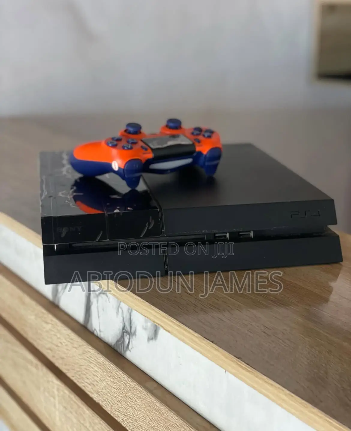 Hacked Play Station 4 Console With Pad