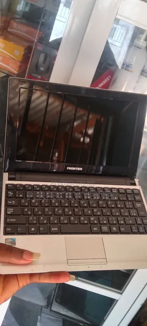 Laptop Asus 2GB Intel Atom HDD 160GB