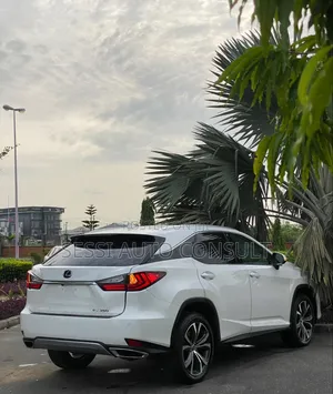 Lexus RX 350 2023 White