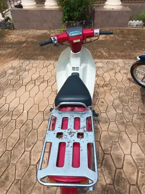 Daelim 2020 Red
