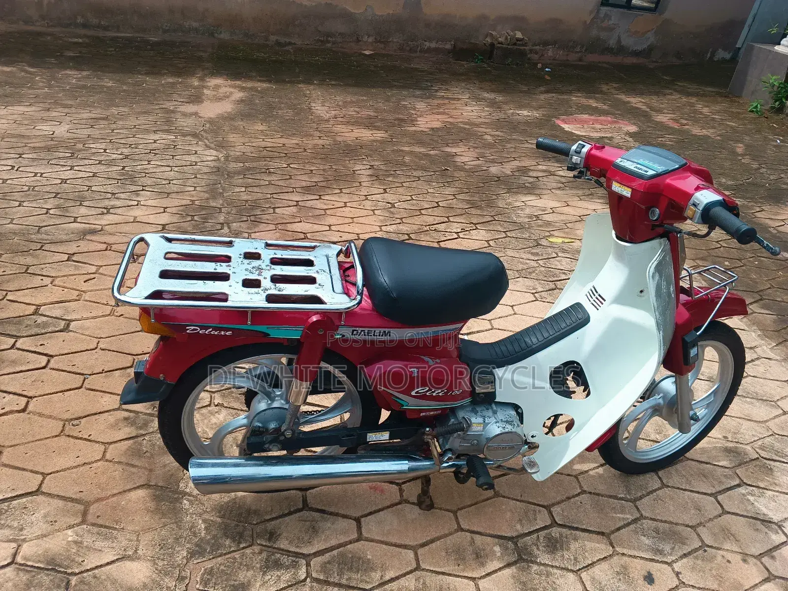 Daelim 2020 Red