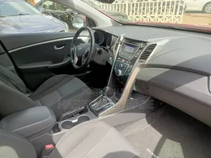 Hyundai Elantra GT 2013 Red