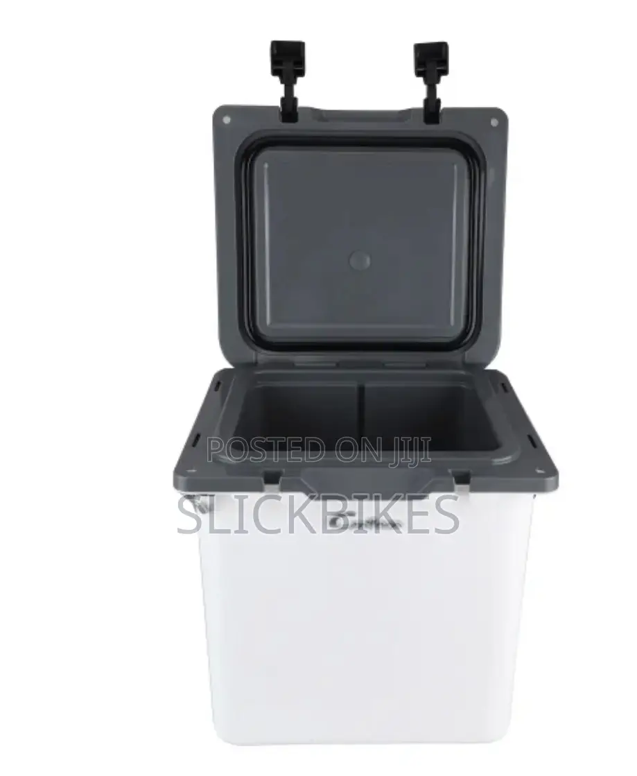 Coho 24-Quart Injection Molded Cooler