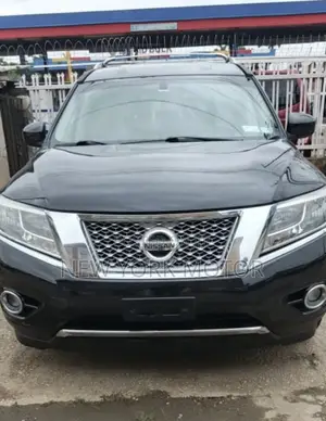 Nissan Pathfinder 2014 Black