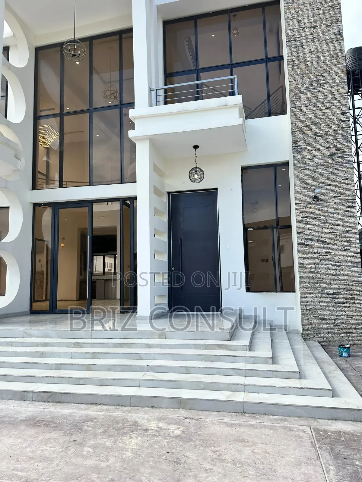 4 Bedroom With Bq + Pool