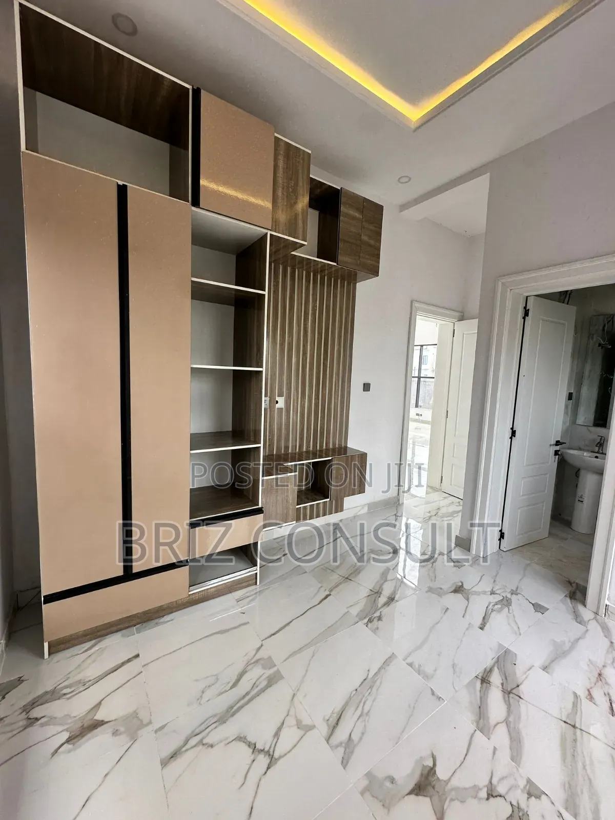 4 Bedroom With Bq + Pool