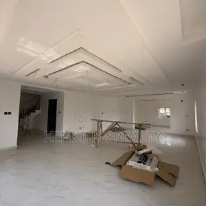 5bdrm Duplex in Apo District for rent