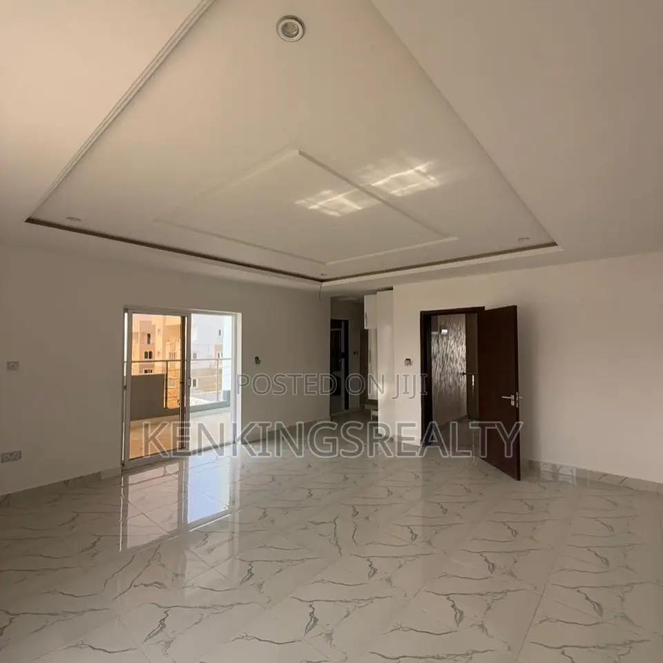 5bdrm Duplex in Apo District for rent