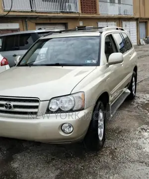 Toyota Highlander 2003 Gold
