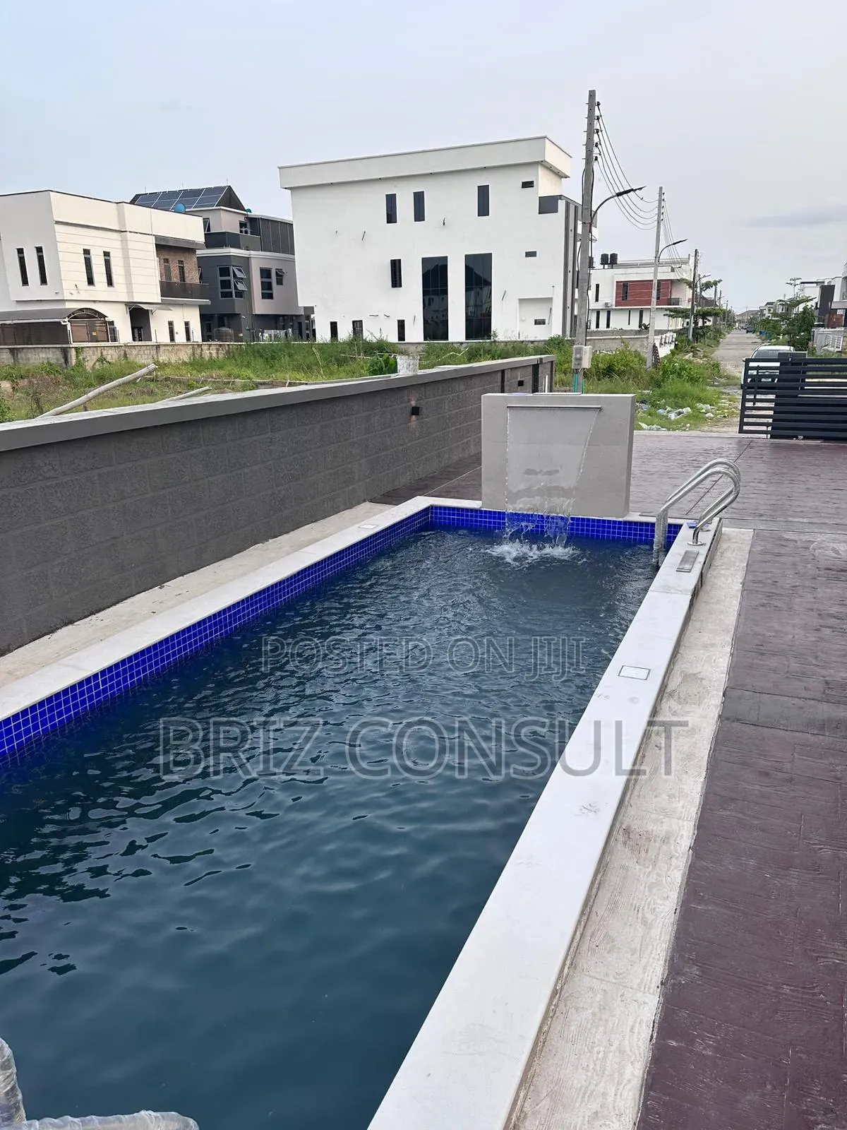 4 Bedroom With Bq + Pool