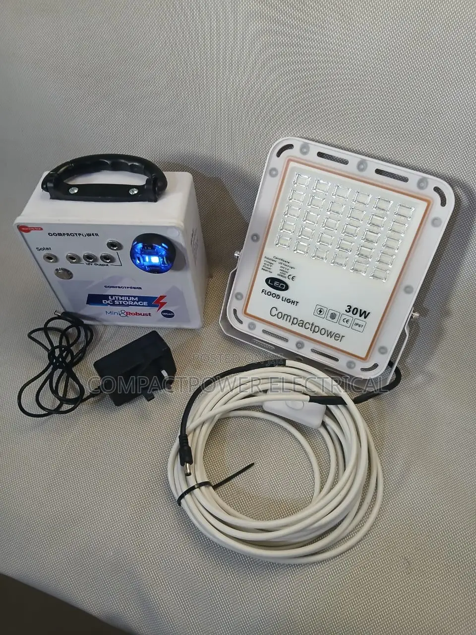 30watts 12v Dc High Illumination Lighting With Battery Pack