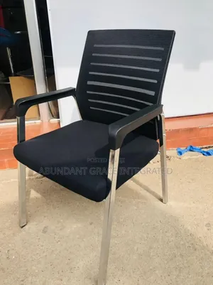 4 Stainless Legs Office Visitors Chair.