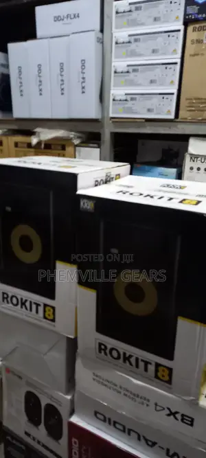 Rokit 8 5thgen Monitor Speaker.