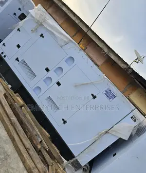 Perkins Sp-400kva Diesel Soundproof Generator 2years Wty