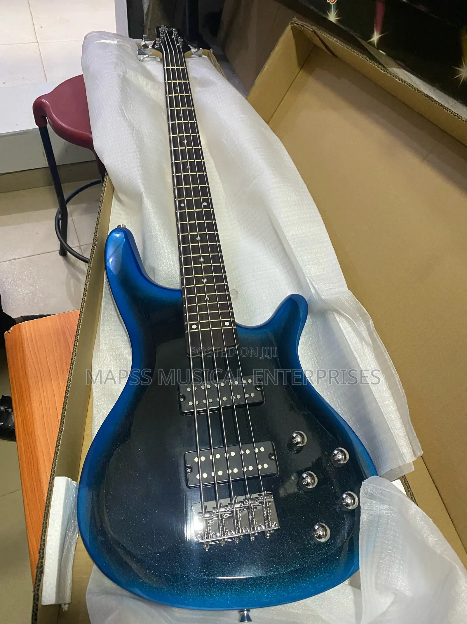 Five Strings Ibanez Active Bass Guitar