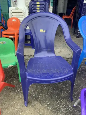 Plastic Chair With Arm