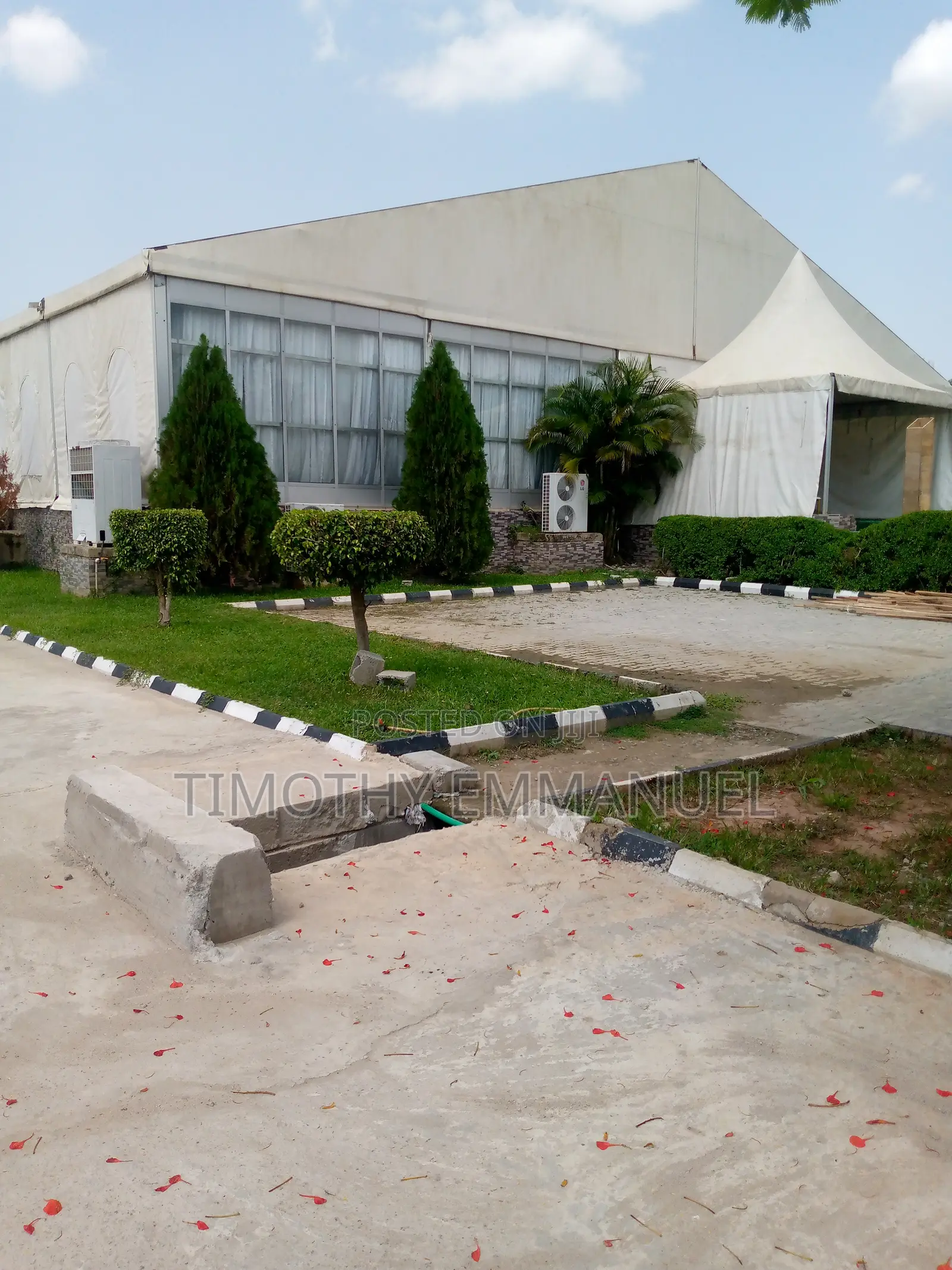 1000 Capacity Event Hall