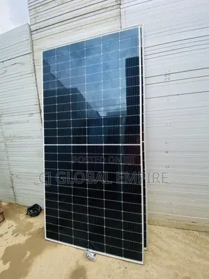 700w Jinko Solar Panel