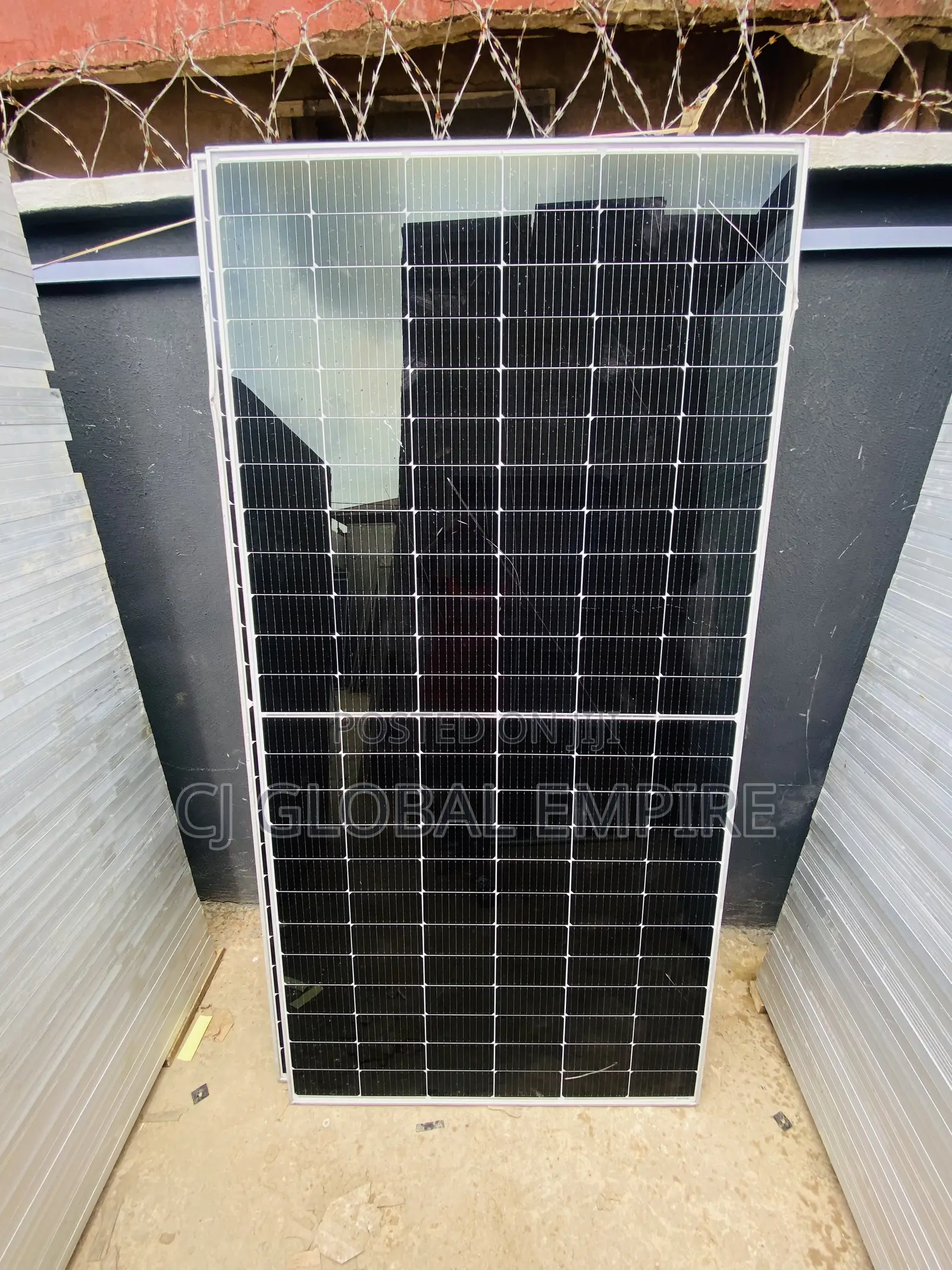 650w Jinko Solar Panel