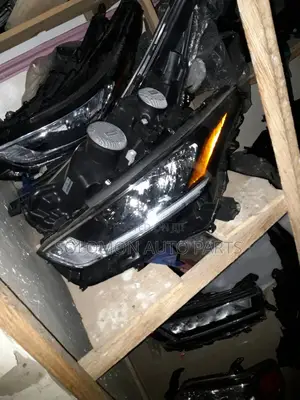 Headlamp/Headlight Highlander 2020- 2eyes