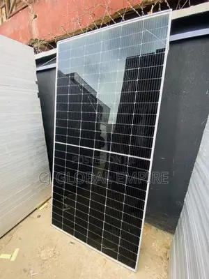 670w Canadian Solar Panel