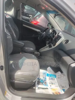 Toyota Matrix 2006 Silver
