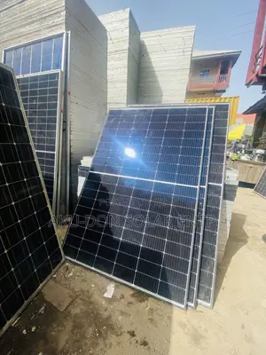 400watts 108cells Original Canadian Half-Cut Solar Panels