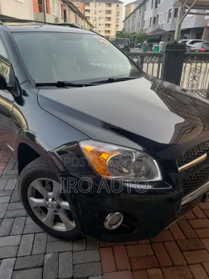 Toyota RAV4 2010 Black