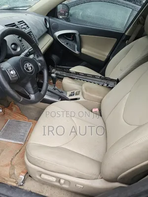 Toyota RAV4 2010 Black