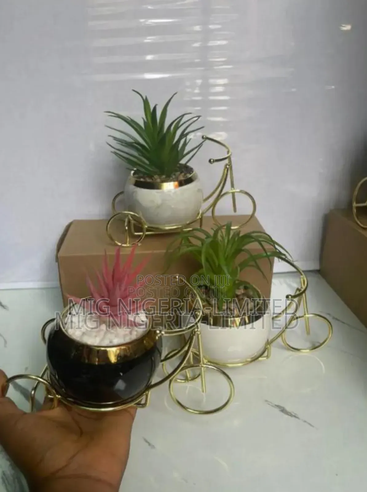 Artificial Table Top Decor Flowers Ceramic Pot Green Flower