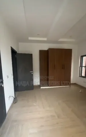 Mini Flat in Ikate, Lekki for sale