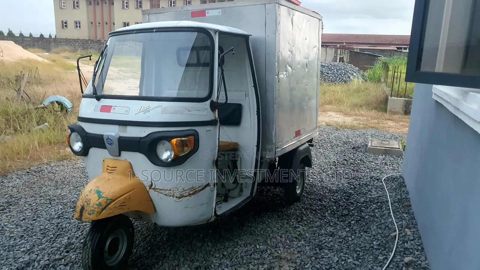 Piaggio 2003 Red