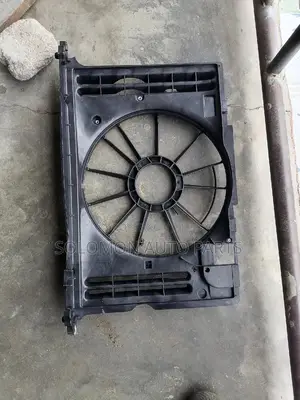 Radiator and Fan Toyota Matrix 2009 2010