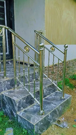Simple Railings Design