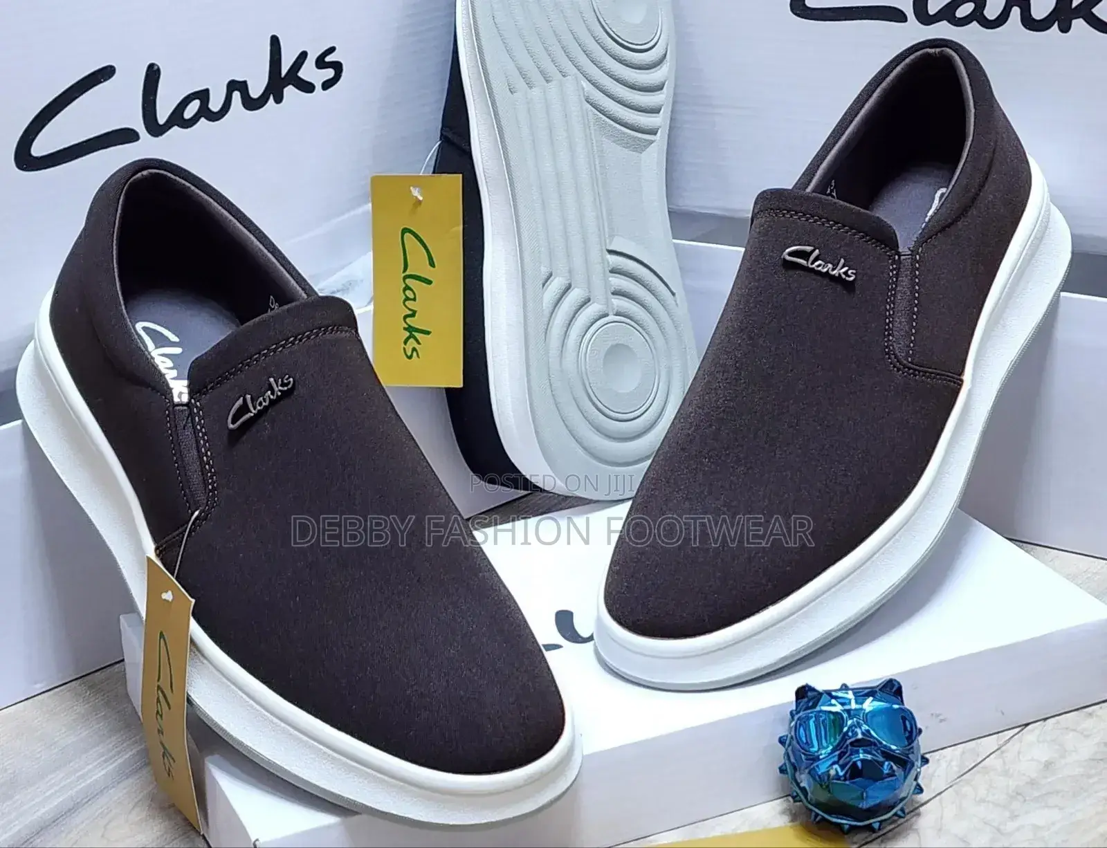 Clark Suede White Sole
