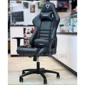 Gaming Chair With Footrest - Black