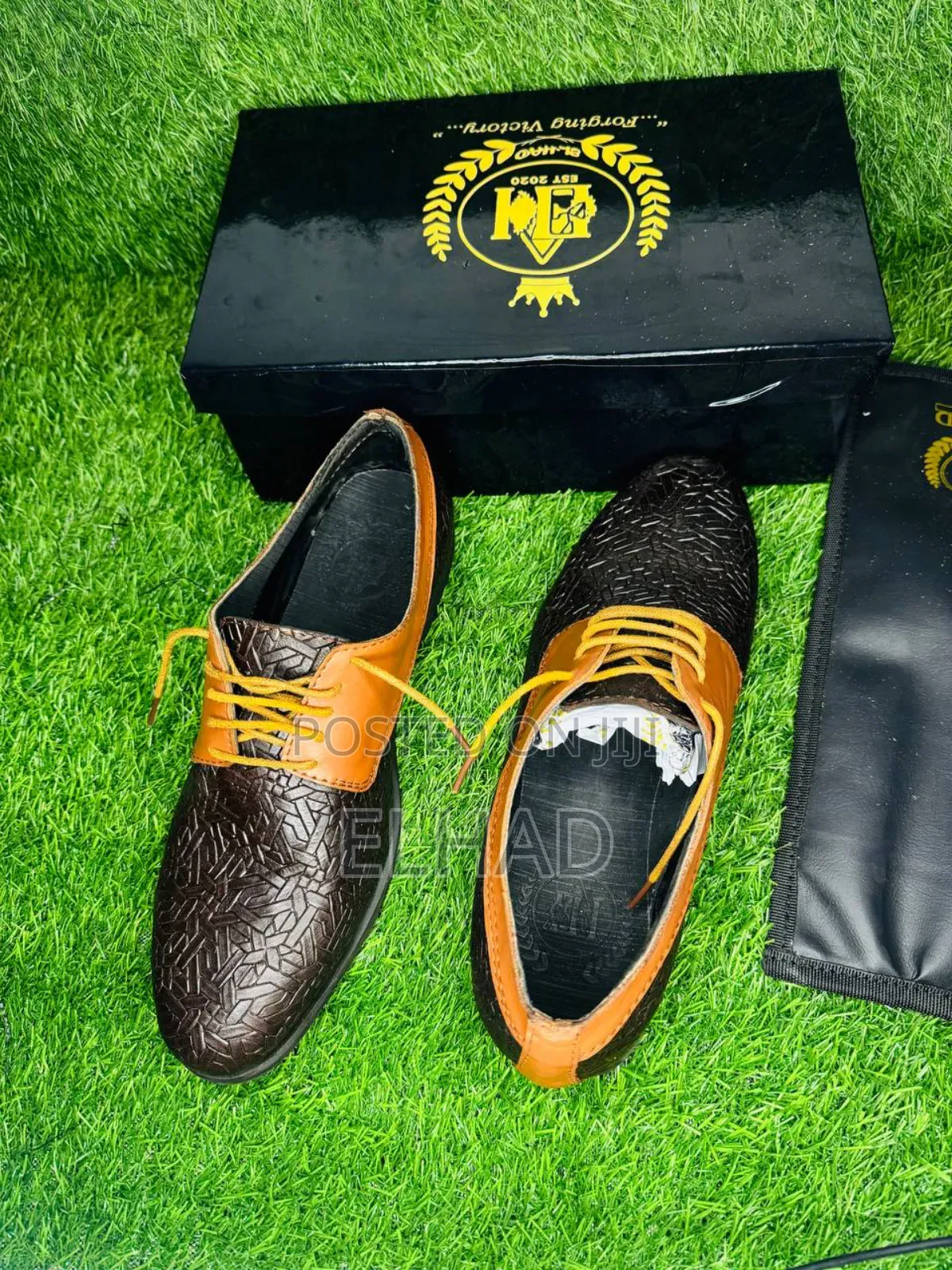 Patterned Leather Shoe