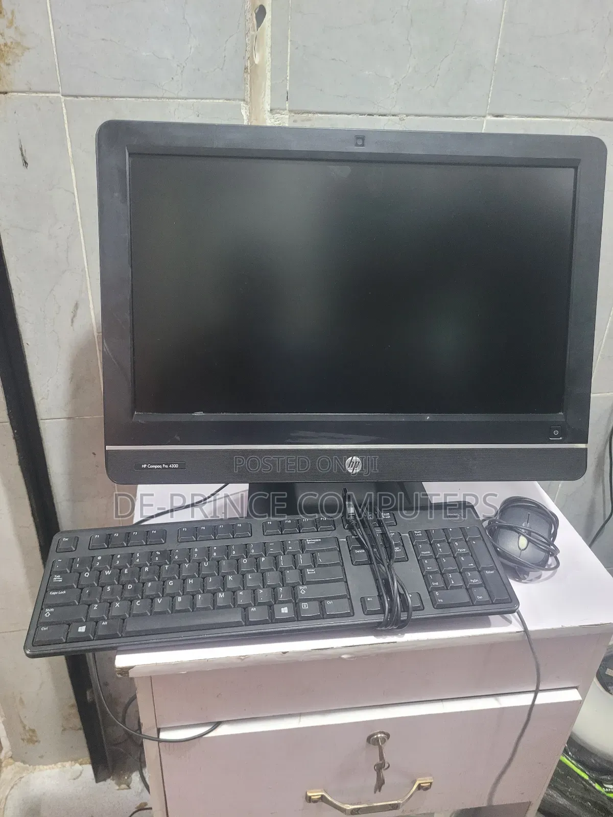 Desktop Computer HP AiO 22 8GB Intel Core I5 HDD 500GB