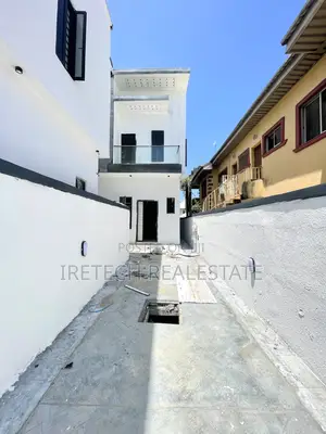 4bdrm Duplex in Ajah By Lagos for sale