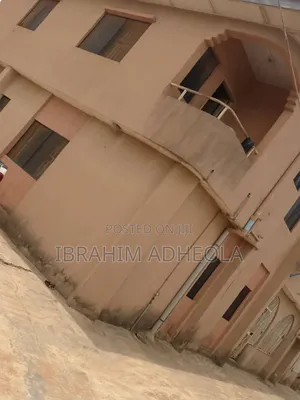 3bdrm Block of Flats in Ayobo for sale