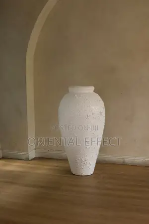 Big Nyx Pot (Textured White)