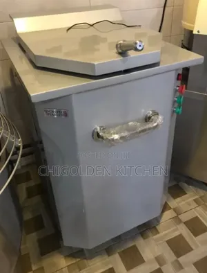 Photo - Automatic Hydraulic Dough Divider